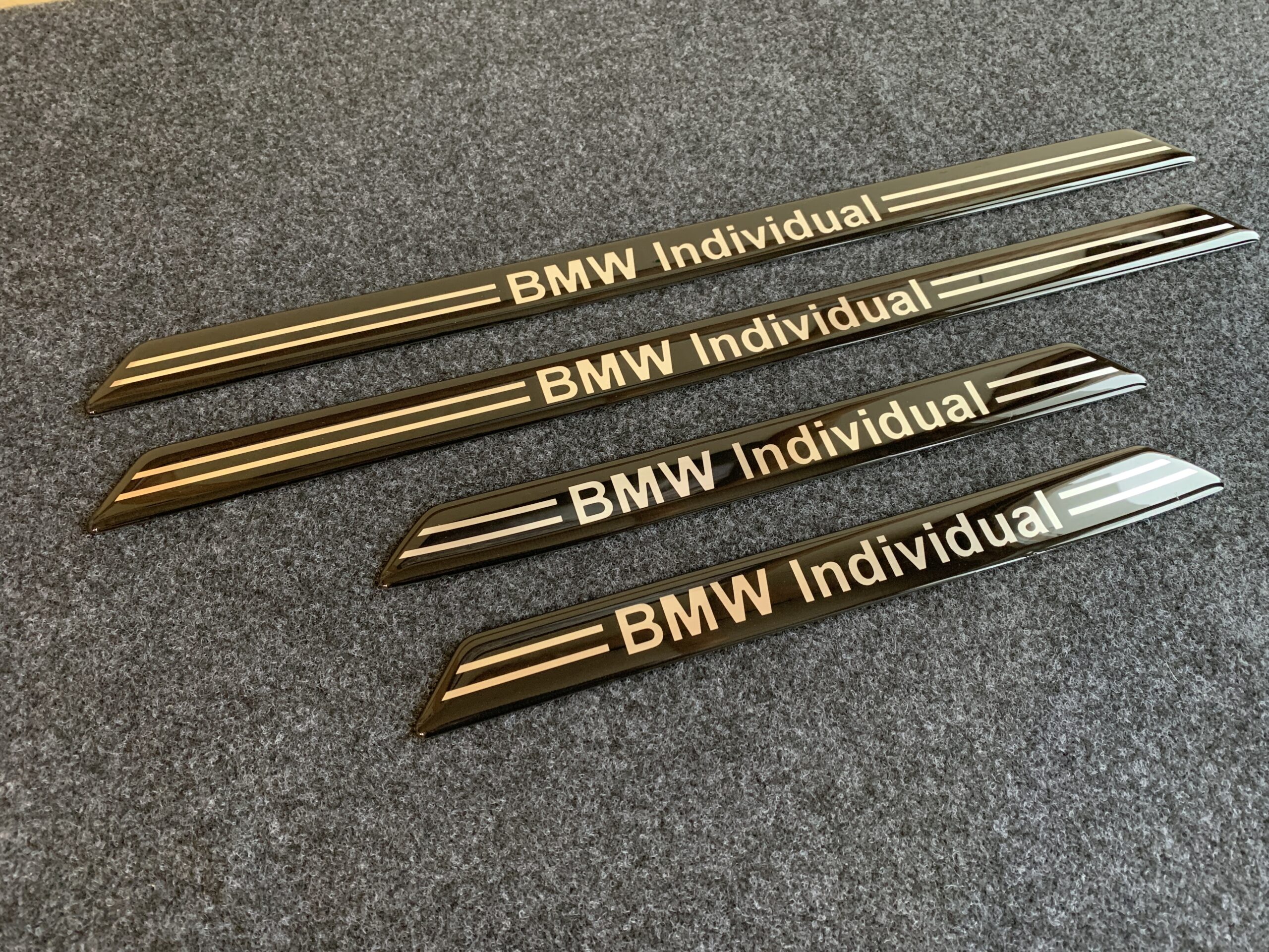 Накладки на порги Individual BMW E39
