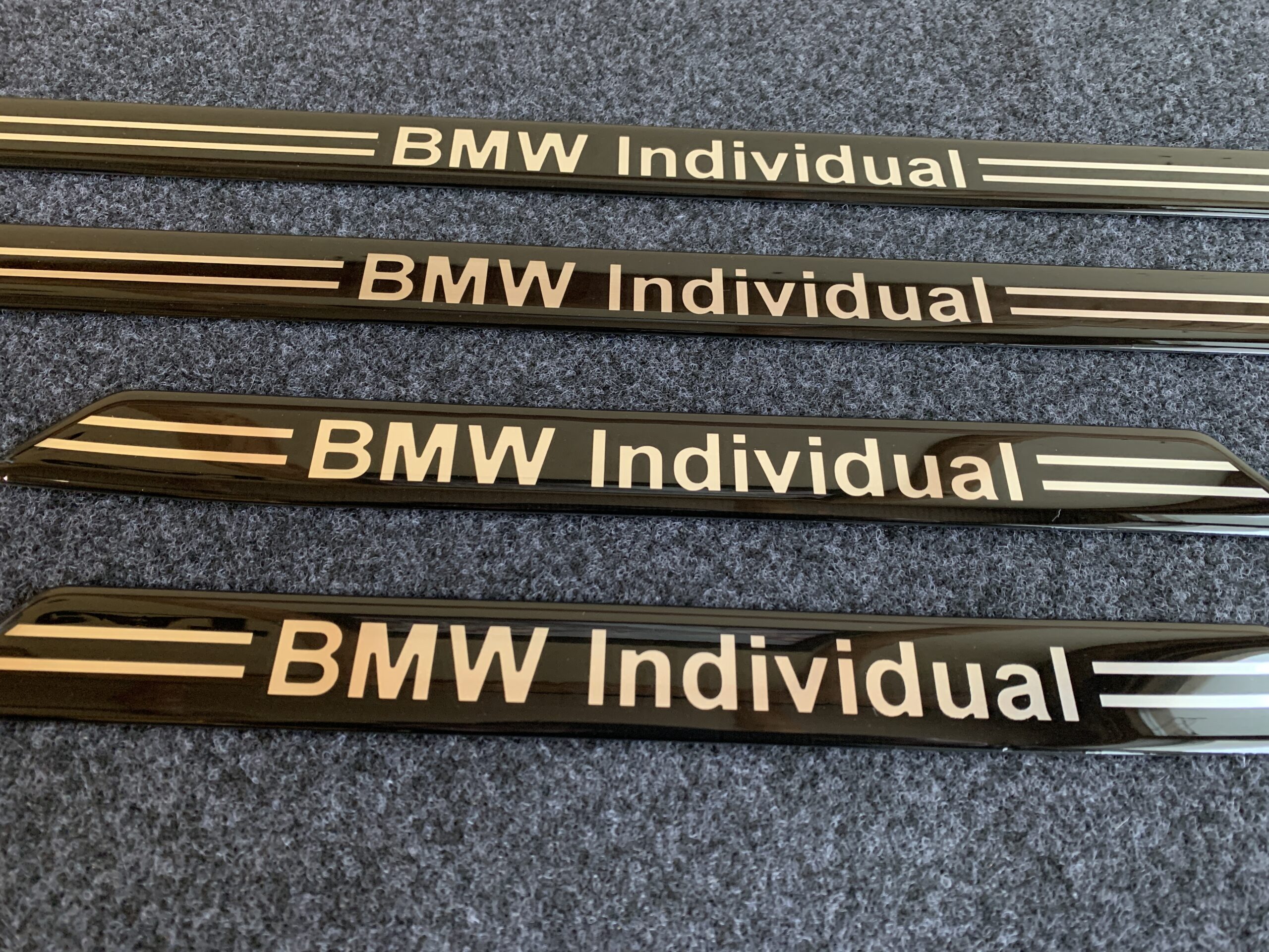 Накладки на порги Individual BMW E39 — изображение 3