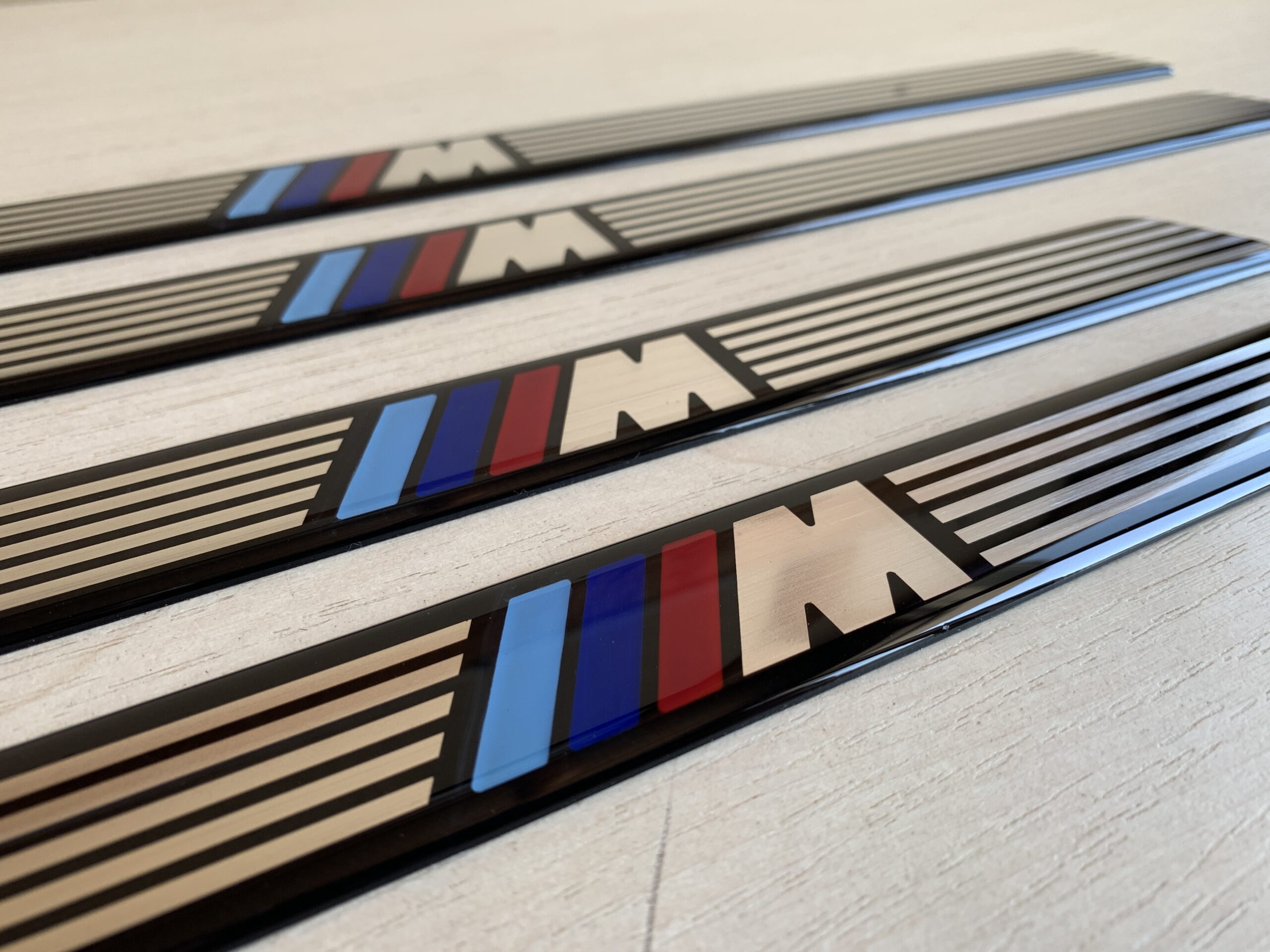 Накладки на порги M BMW e38 — изображение 4