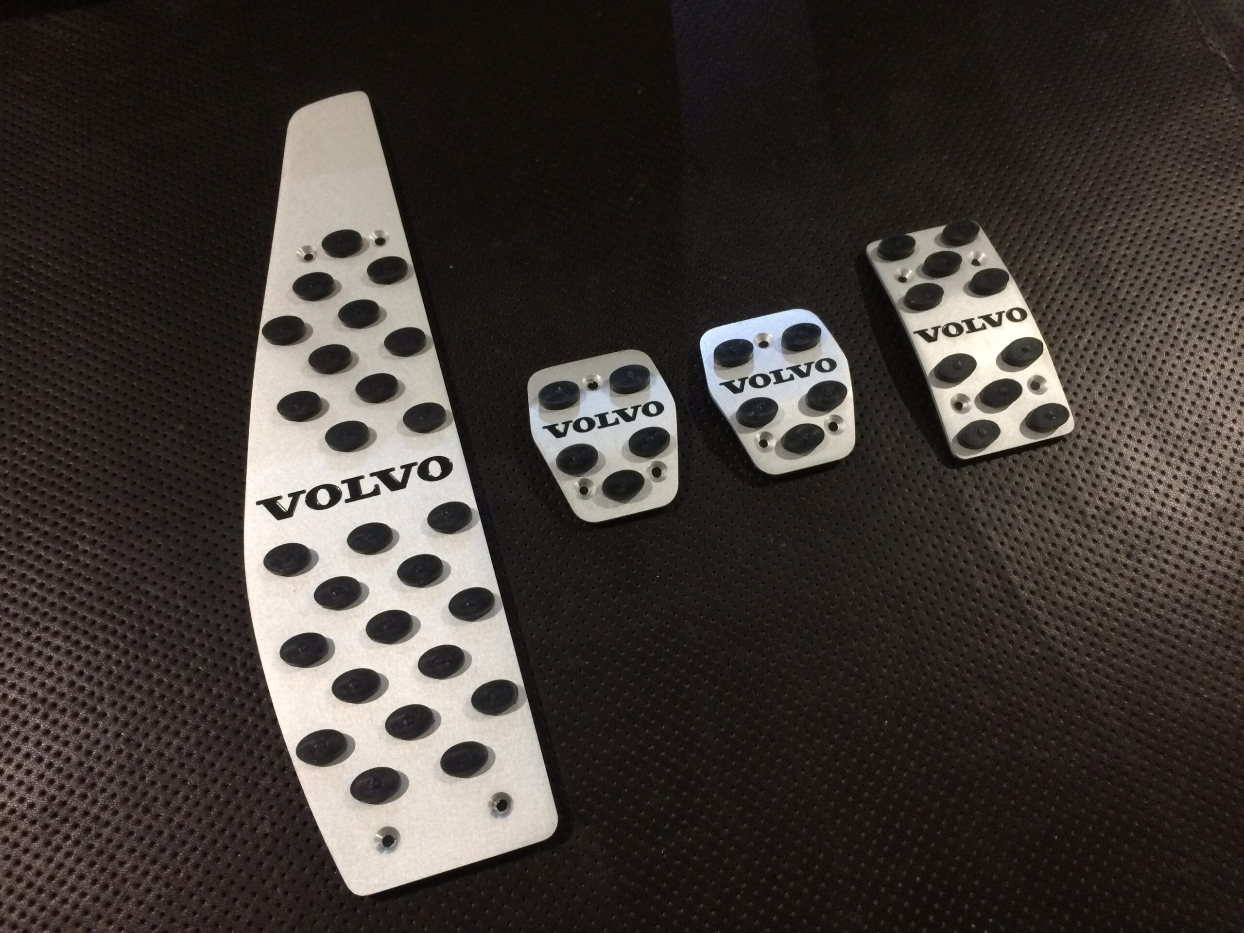 Накладки на педали Volvo V50 — изображение 4