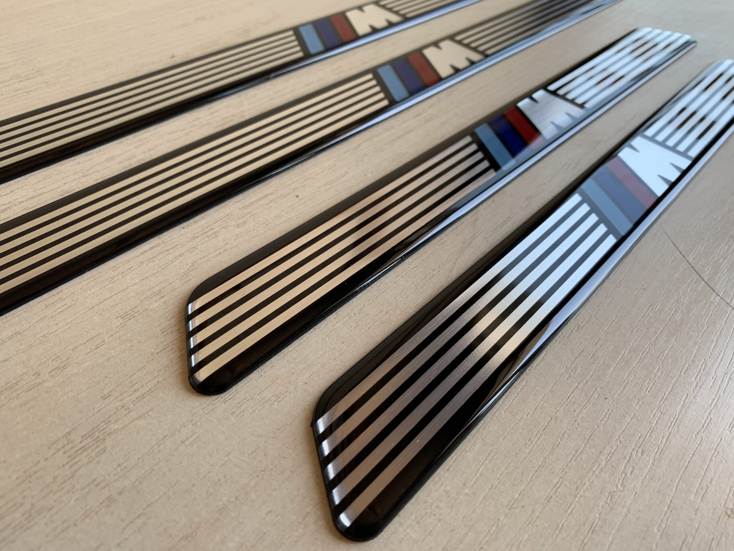 Накладки на порги M BMW e38 — изображение 2