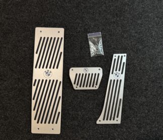 Накладки на педали BMW E38 Logo BMW