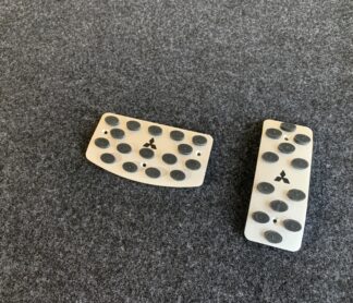 Педали Mitsubishi Outlander