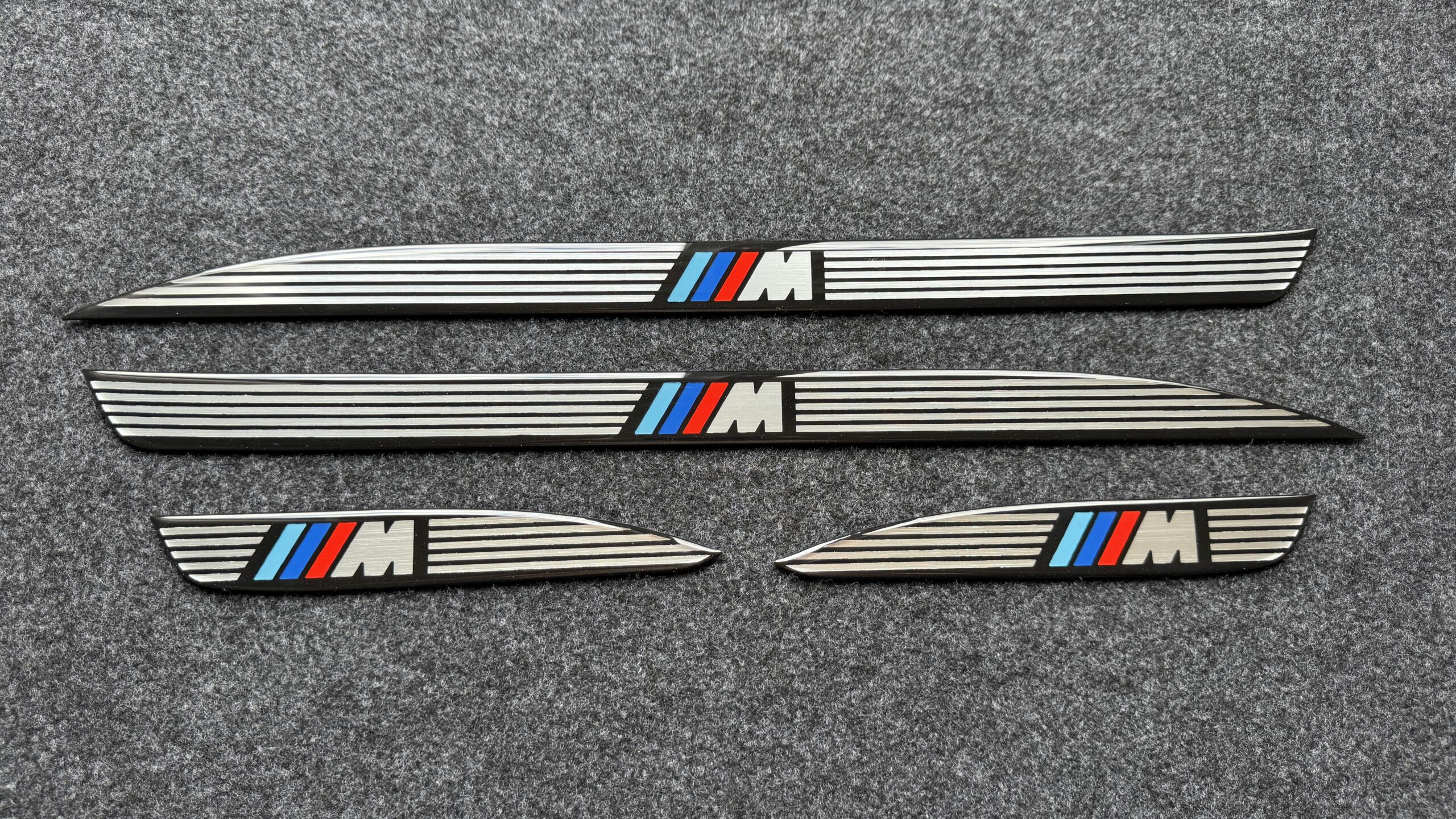 Накладки на порги M BMW E90