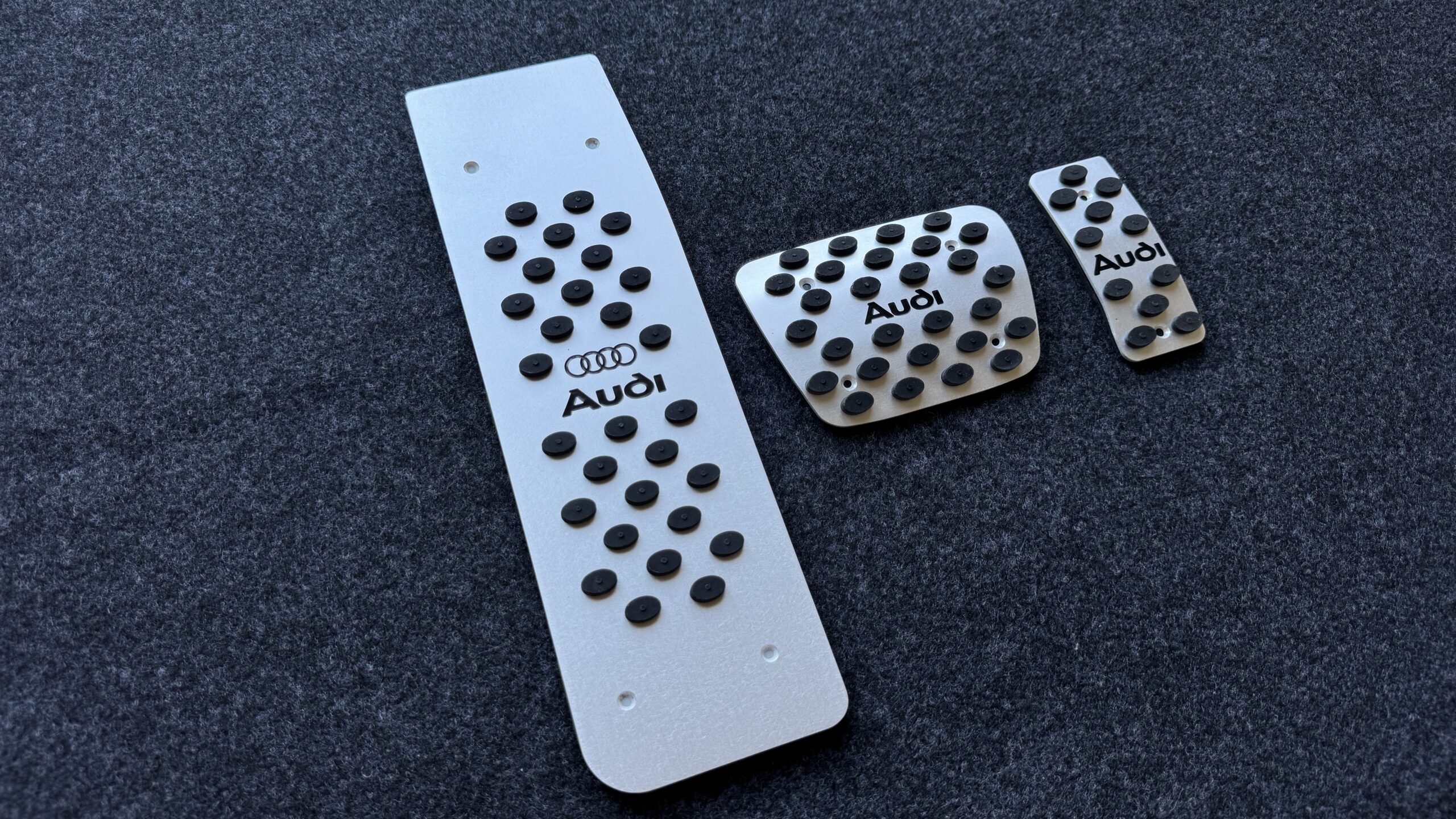 Накладки на педали Audi A6 (C8) — изображение 5